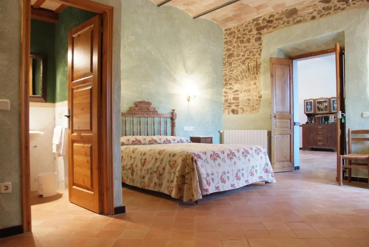 Guest house Can Casadella Hotel Torroella De Montgri Spain